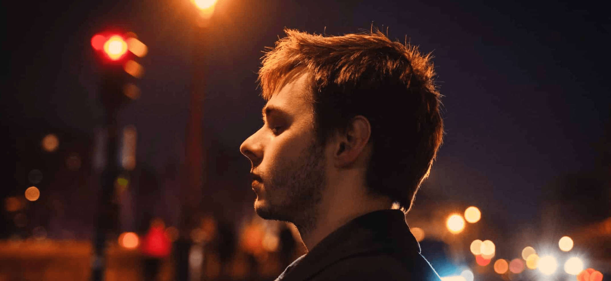 OJKOS spiller: Sol Léna-Schroll