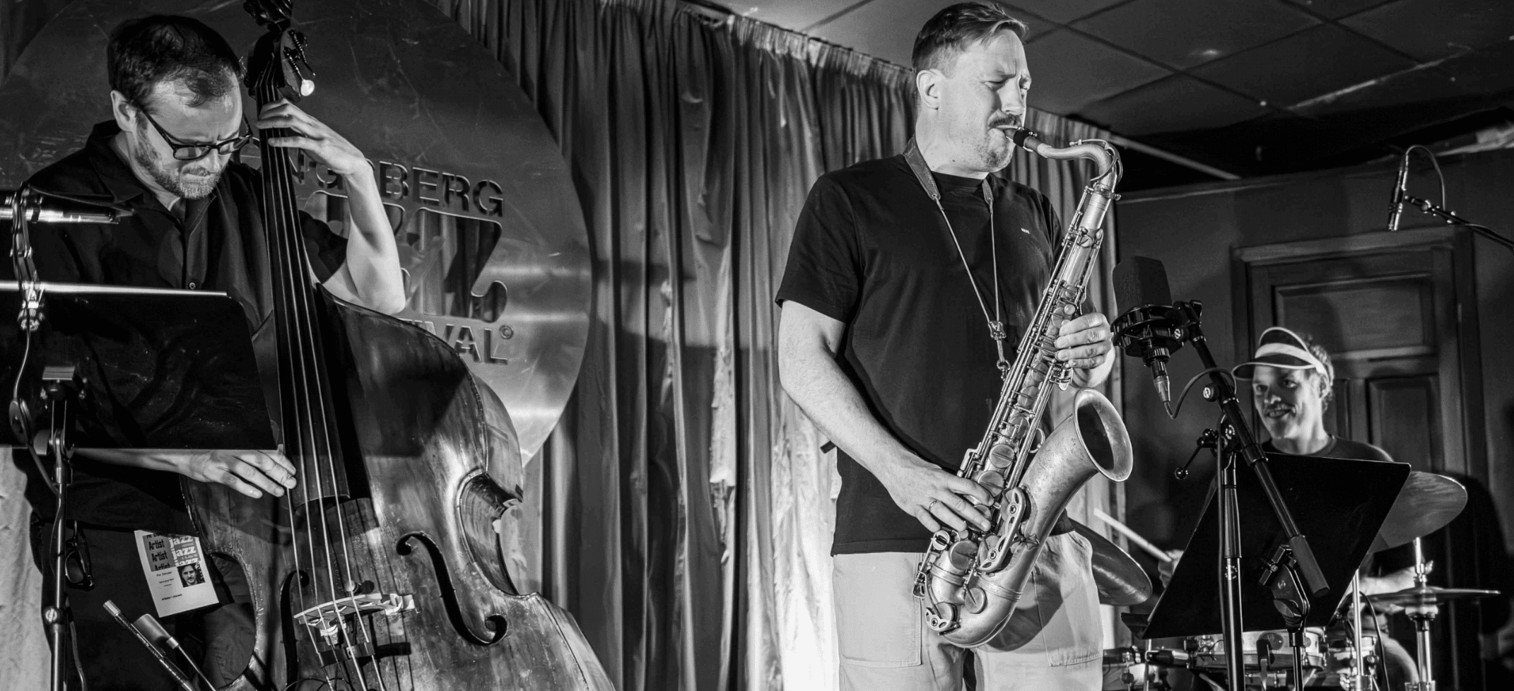 Skikkelig Jazz Trio med Håkon Kornstad